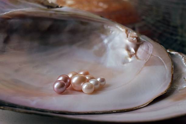 Designing Pearl Rings for Men