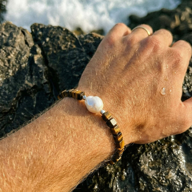Ö-Tiger Eye & Baroque Pearl