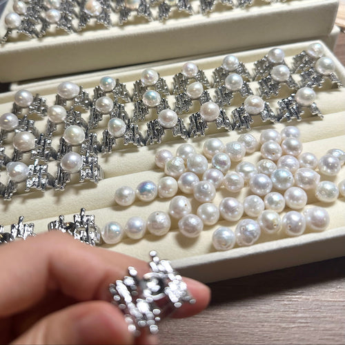 Lova-Pearl Adjustable Ring