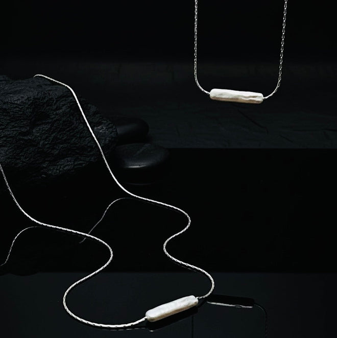 Bar Pearl Pendant Necklace