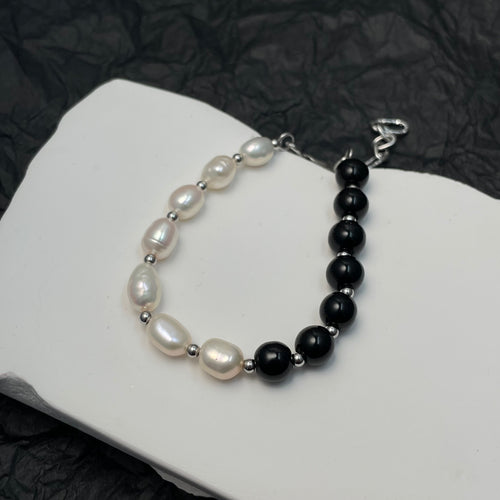 Två-Freshwater Pearls Bracelet