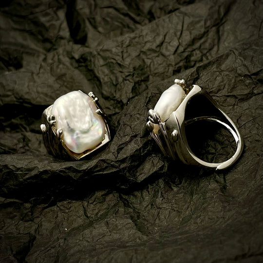 Baroque Grip Ring
