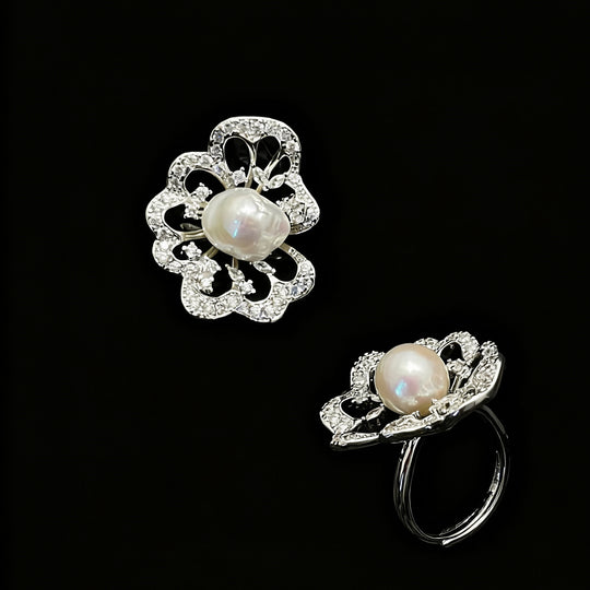 Lotus-Baroque Pearl Ring