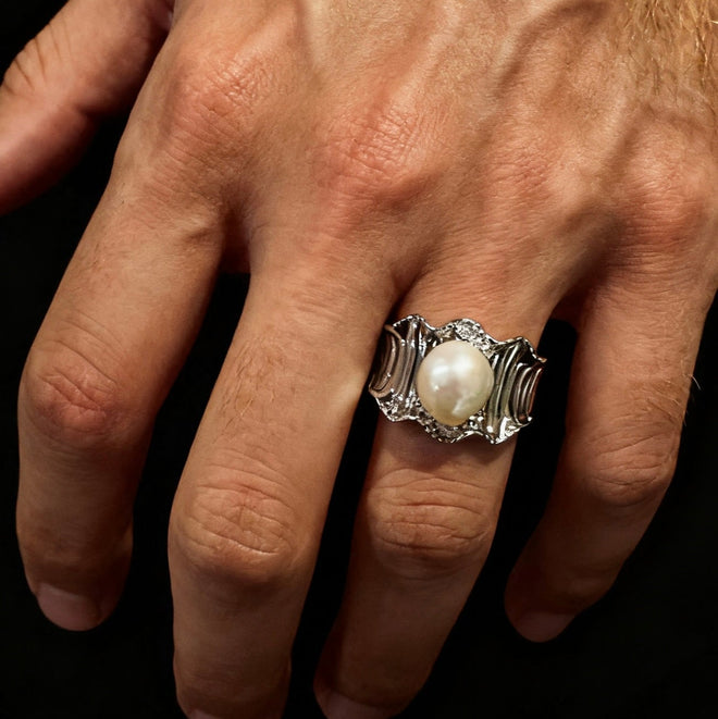 Löv-Pearl Adjustable Ring