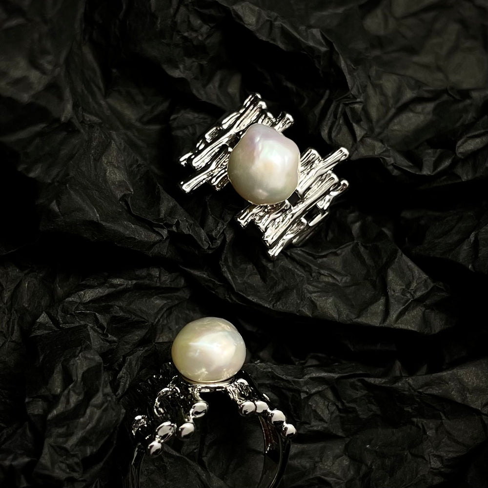 Lova- Baroque Pearl Ring