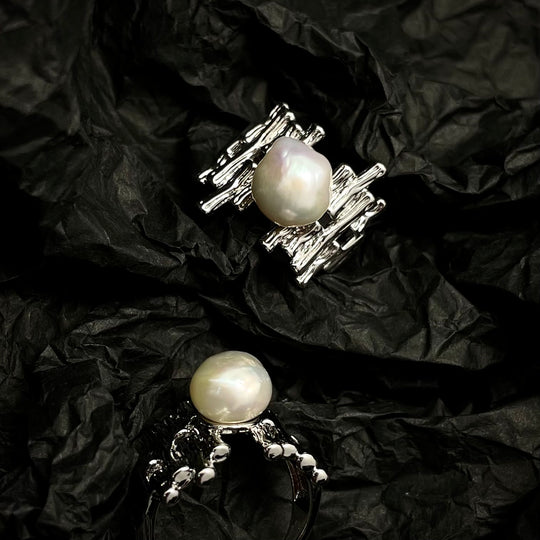 Lova-Baroque Pearl Ring