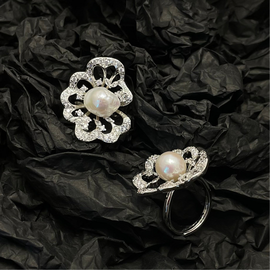 Lotus-Baroque Pearl Ring