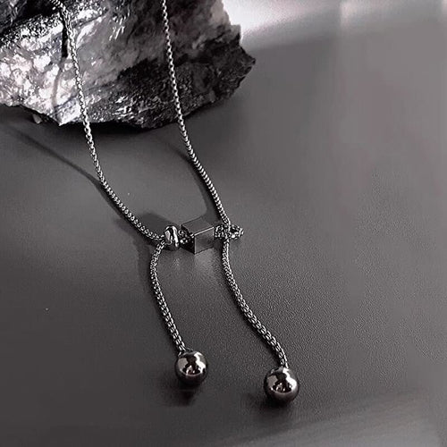 Minimal Chain w/ Cube